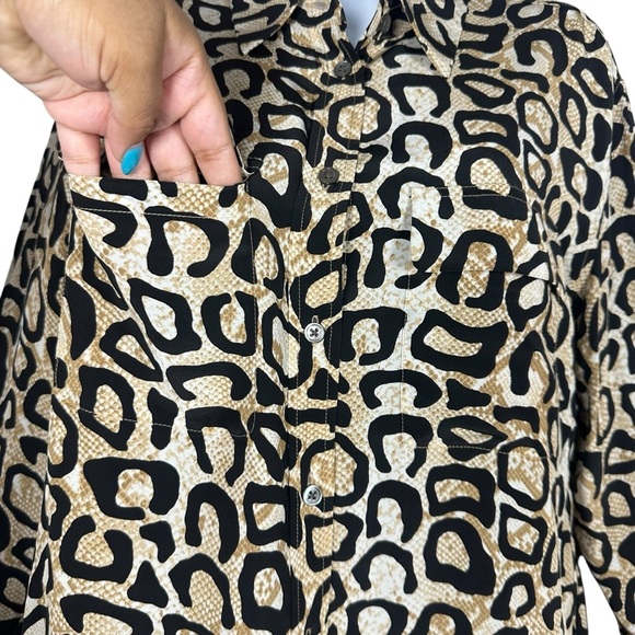 Equipment Femme Silk Button Down Tunic Blouse Leopard Print Shirt Size Medium - Picture 8 of 11